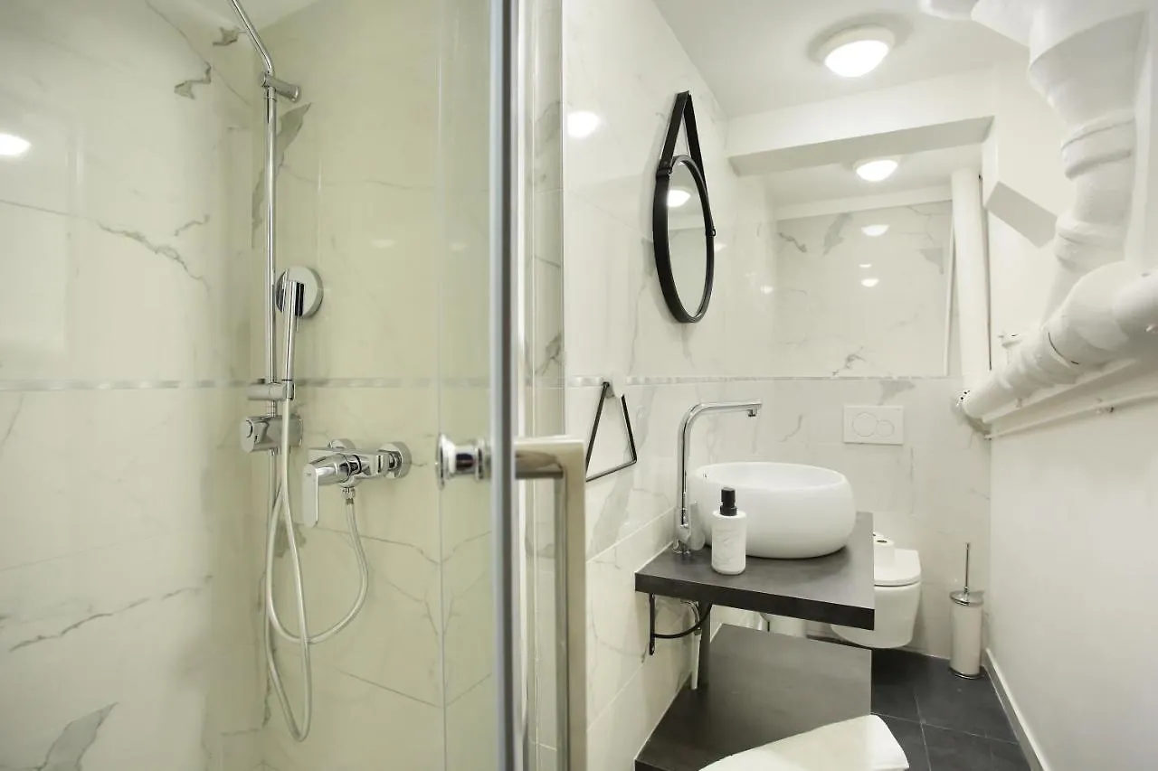 Rent A - 2p Passage Du Caire Daire *