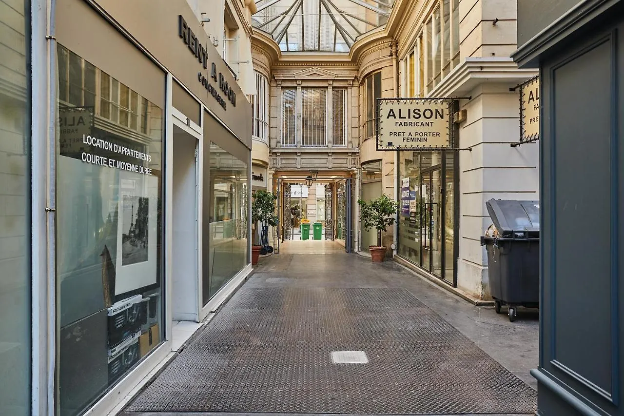 Rent A - 2p Passage Du Caire Daire Paris